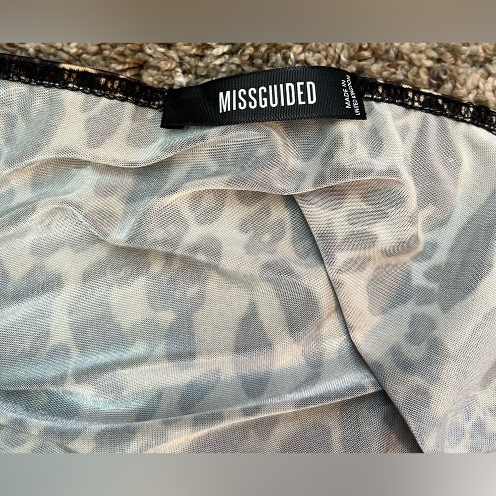 MISGUIDED Cheetah Top - Picture 3 of 3